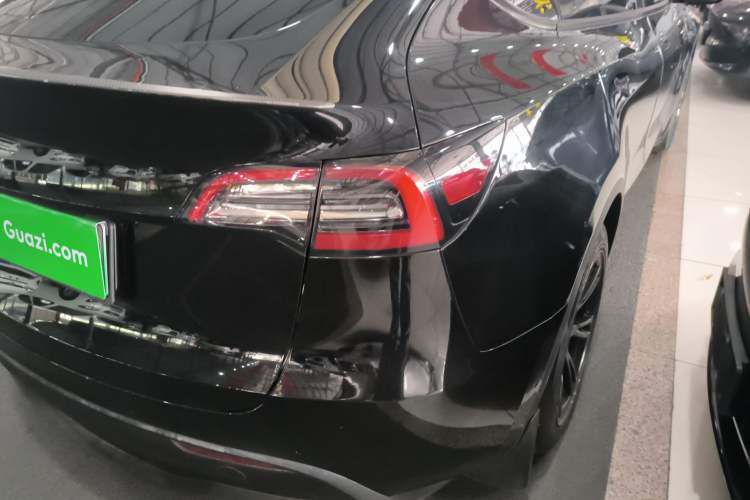 Used Tesla Model Y 2022 Rear-Wheel-Drive Version Exterior 3