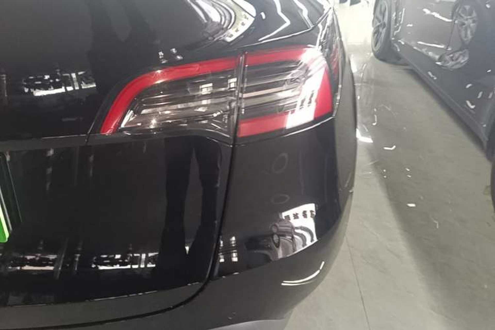 Used Tesla Model Y 2022 Rear-Wheel-Drive Version Exterior 3