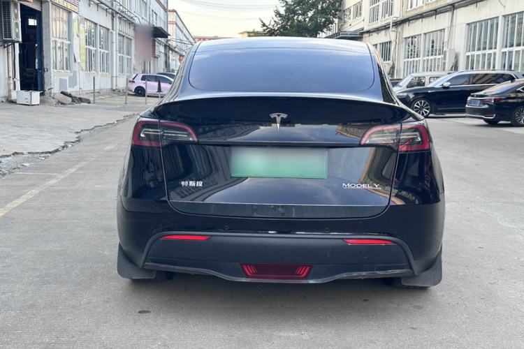 Used Tesla Model Y 2022 Performance High-Performance All-Wheel-Drive Version Exterior 3
