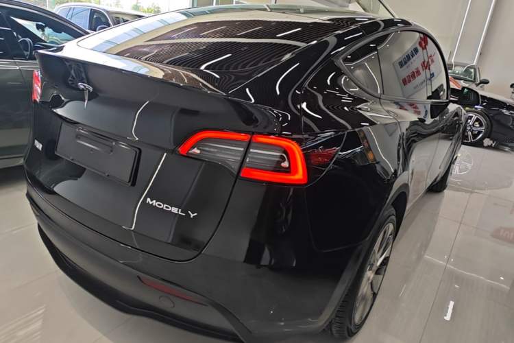 Used Tesla Model Y 2022 Revised Version Rear-Wheel Drive Exterior 3