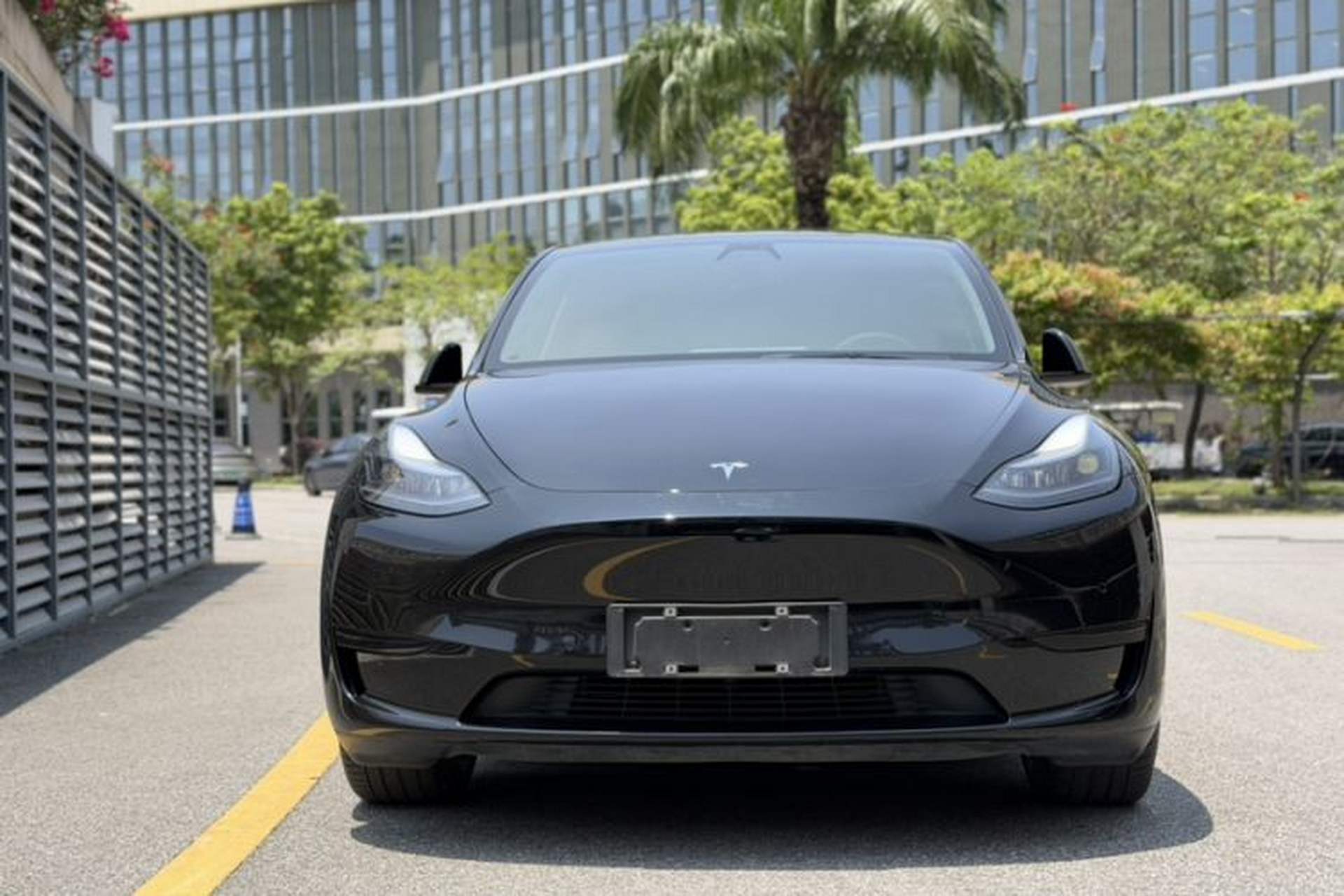 Used Tesla Model Y 2022 Rear-Wheel-Drive Version Exterior 3