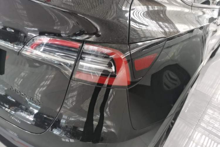 Used Tesla Model Y 2022 Revised Version Rear-Wheel Drive Exterior 3