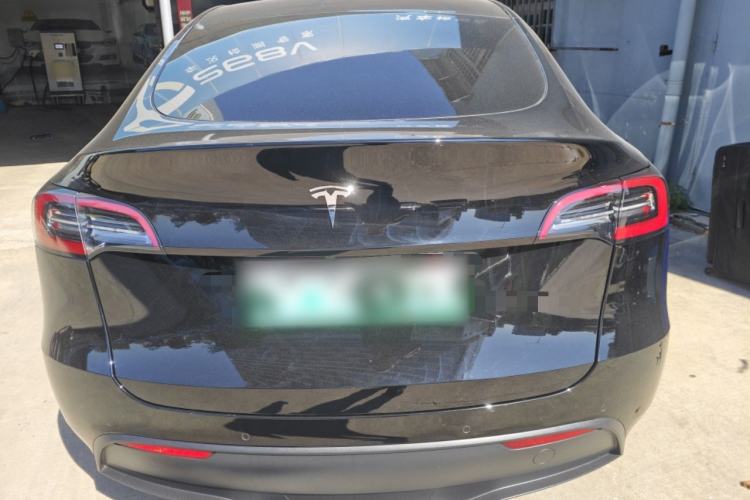 Used Tesla Model Y 2022 Rear-Wheel-Drive Version Exterior 4