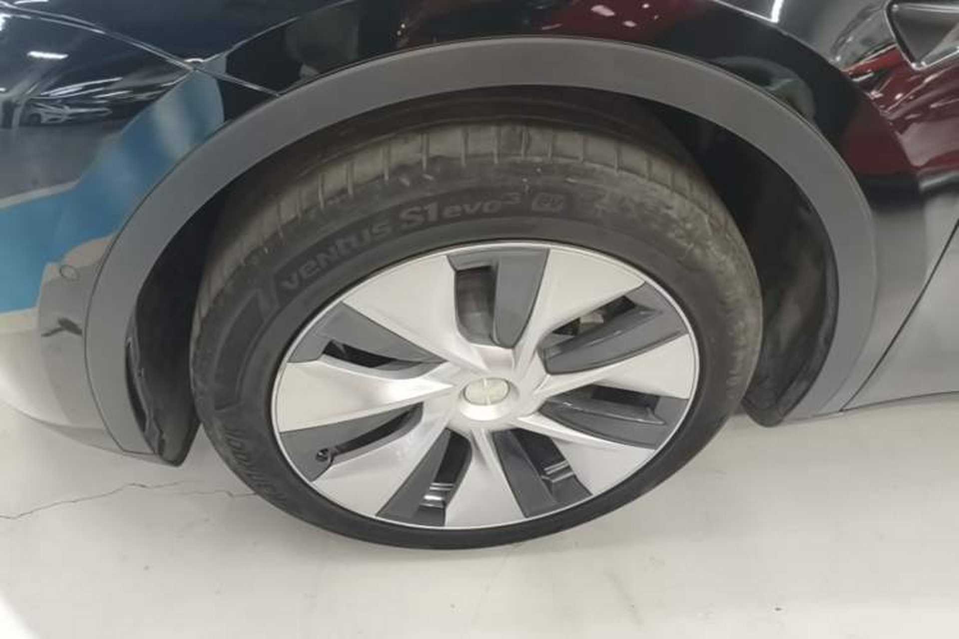 Used Tesla Model Y 2022 Revised Version Long-Range All-Wheel Drive Exterior 4