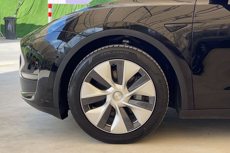Used Tesla Model Y 2022 Rear-Wheel-Drive Version Exterior 4