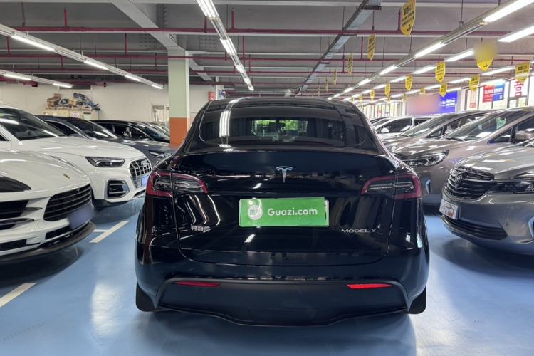 Used Tesla Model Y 2022 Rear-Wheel-Drive Version Exterior 4