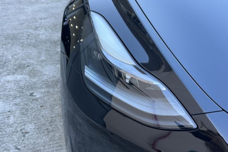 Used Tesla Model Y 2022 Rear-Wheel-Drive Version Exterior 4