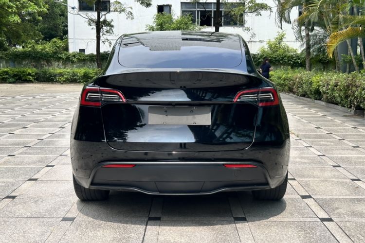 Used Tesla Model Y 2022 Rear-Wheel-Drive Version Exterior 4
