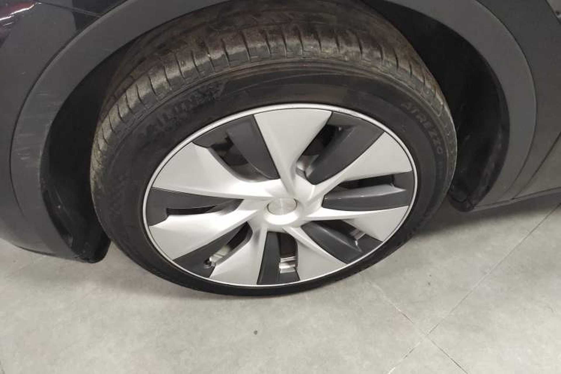 Used Tesla Model Y 2022 Rear-Wheel-Drive Version Exterior 4