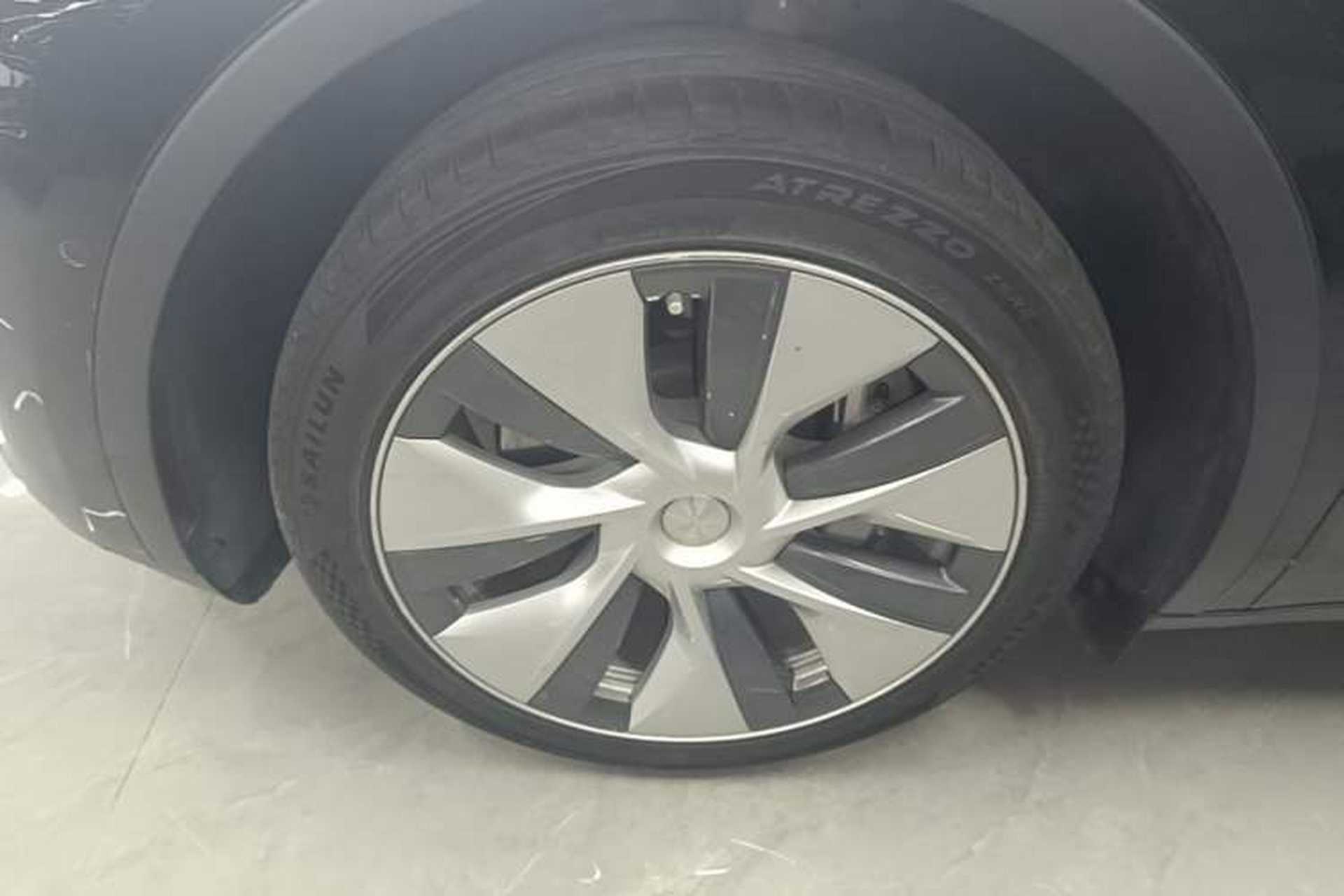 Used Tesla Model Y 2022 Rear-Wheel-Drive Version Exterior 4
