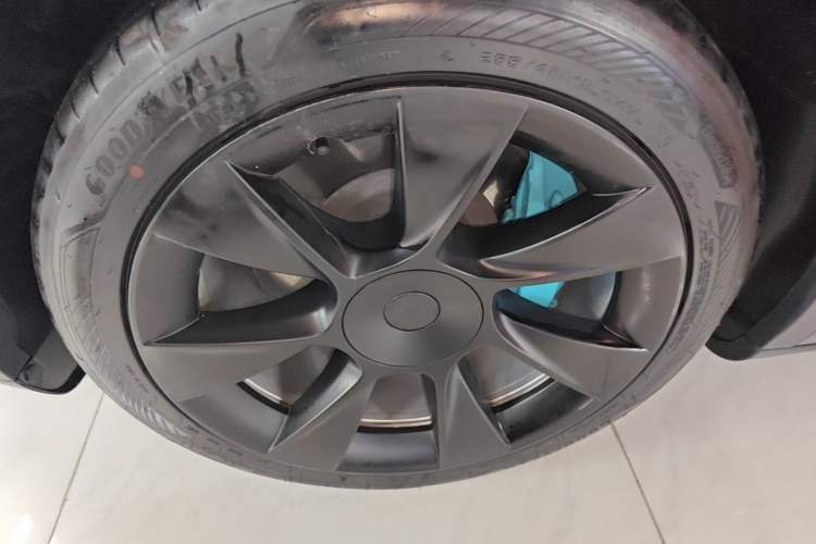 Used Tesla Model Y 2022 Revised Version Rear-Wheel Drive Exterior 4
