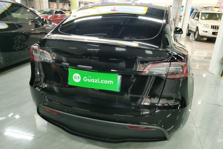 Used Tesla Model Y 2022 Rear-Wheel-Drive Version Exterior 4