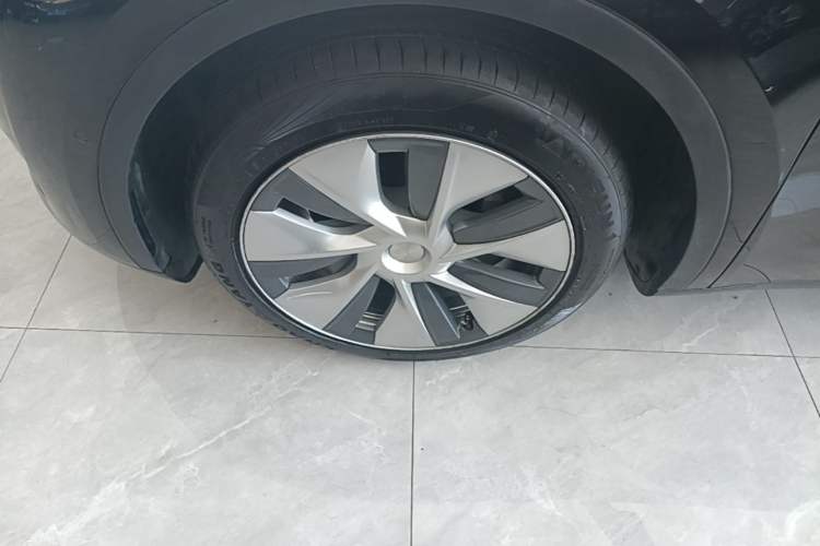 Used Tesla Model Y 2022 Revised Version Rear-Wheel Drive Exterior 4