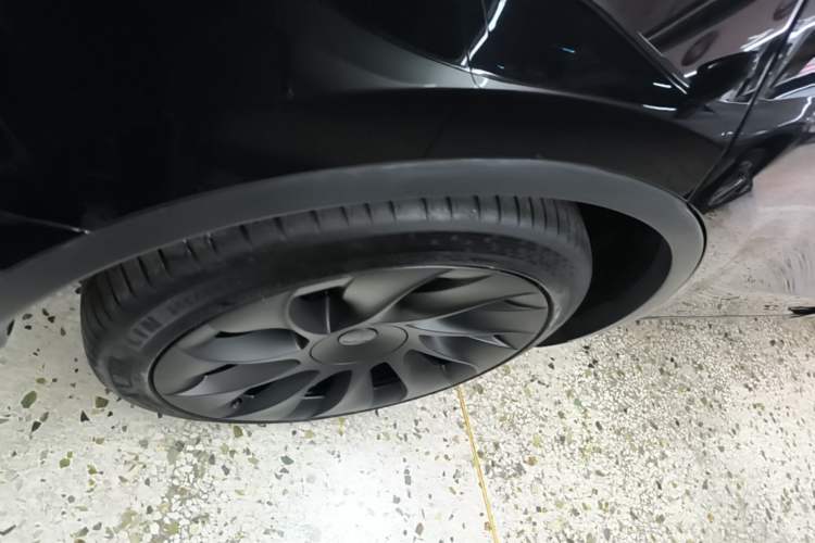 Used Tesla Model Y 2022 Revised Version Rear-Wheel Drive Exterior 5