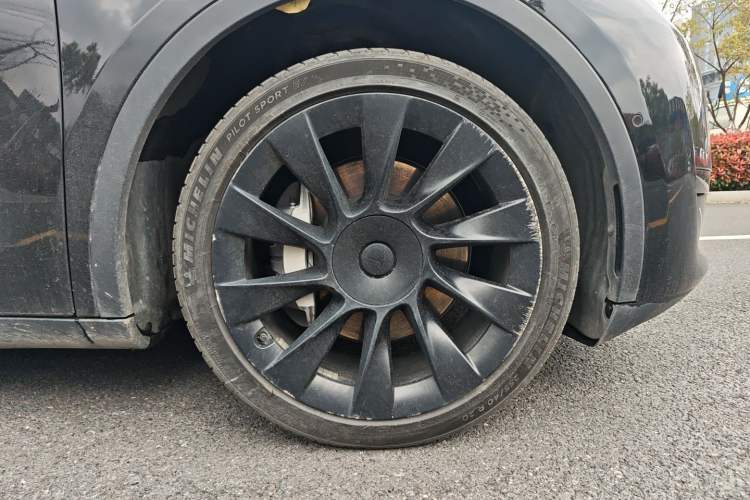 Used Tesla Model Y 2022 Revised Version Rear-Wheel Drive Exterior 5