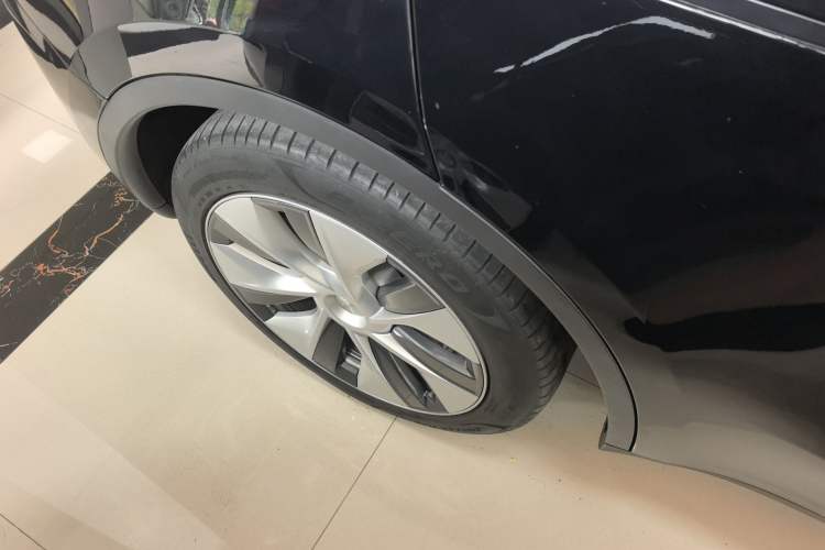 Used Tesla Model Y 2022 Revised Version Rear-Wheel Drive Exterior 5
