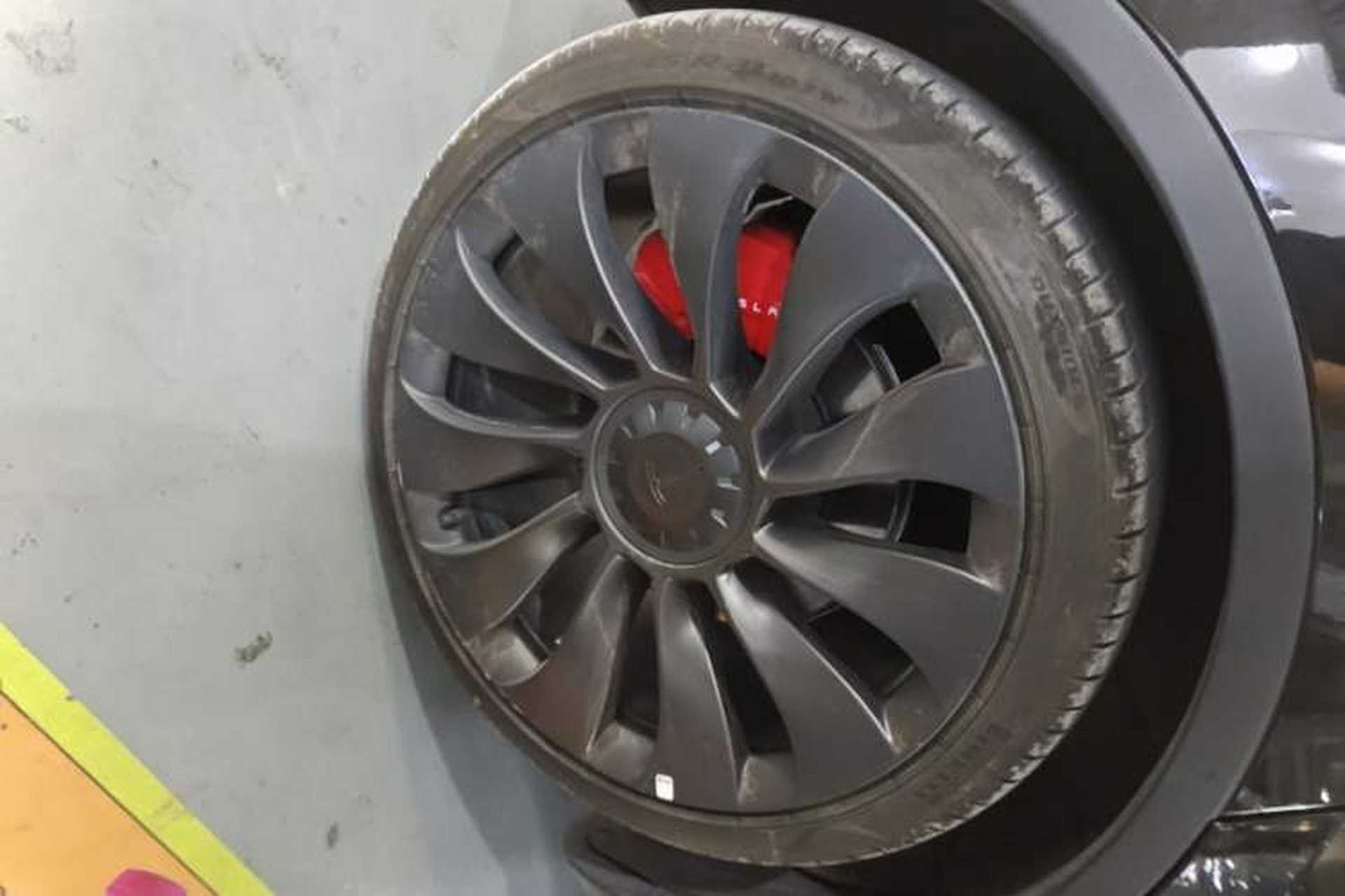 Used Tesla Model Y 2022 Performance High-Performance All-Wheel-Drive Version Exterior 5