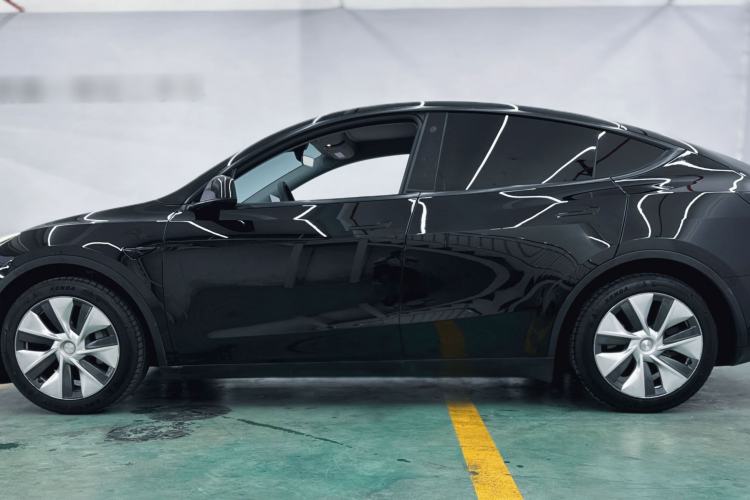 Used Tesla Model Y 2022 Rear-Wheel-Drive Version Exterior 5