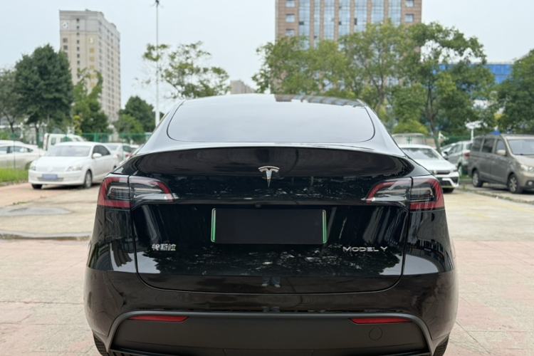 Used Tesla Model Y 2022 Rear-Wheel-Drive Version Exterior 5