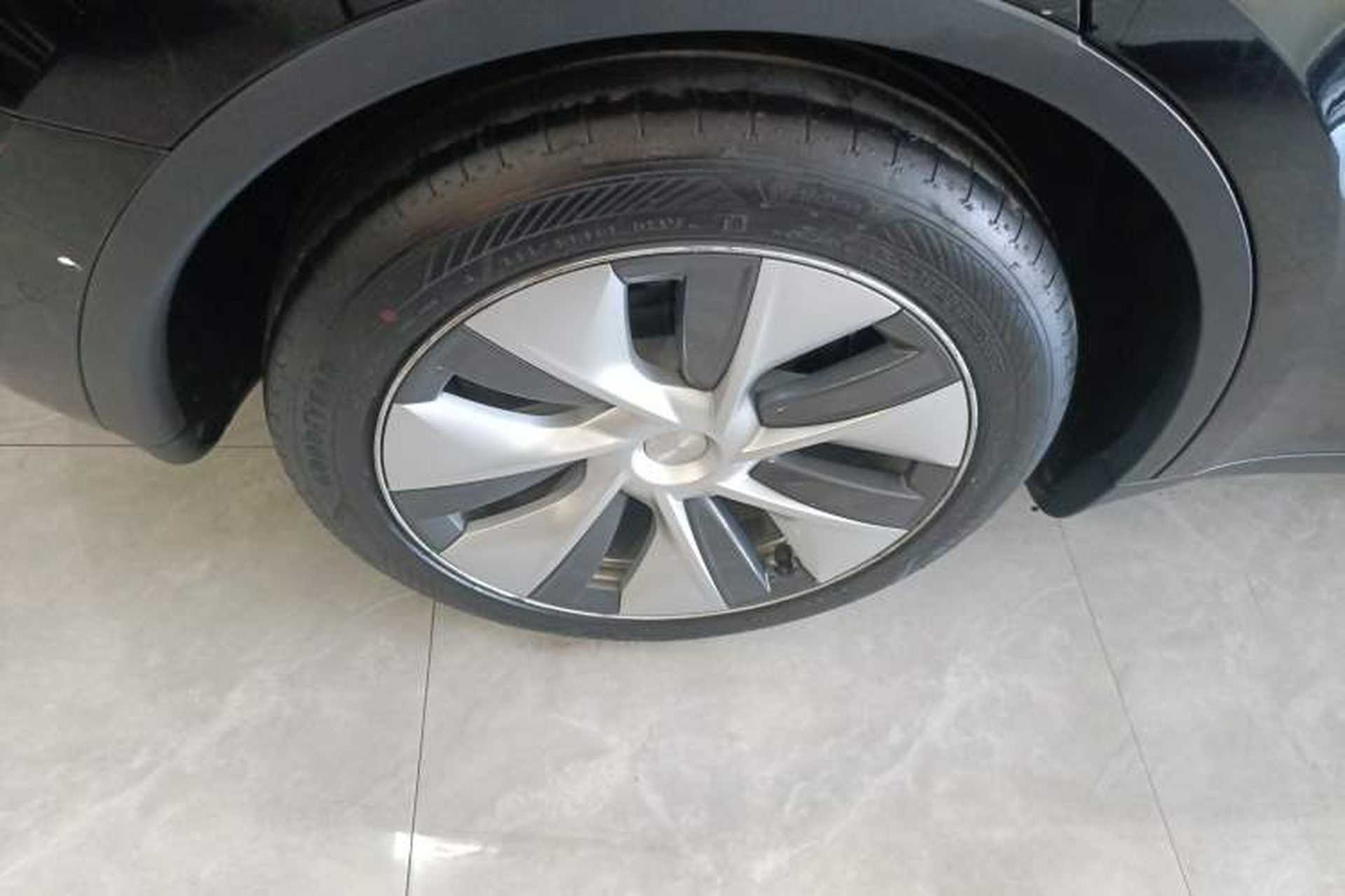 Used Tesla Model Y 2022 Revised Version Rear-Wheel Drive Exterior 5