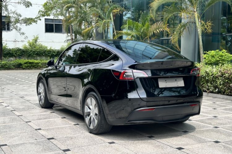 Used Tesla Model Y 2022 Rear-Wheel-Drive Version Exterior 5