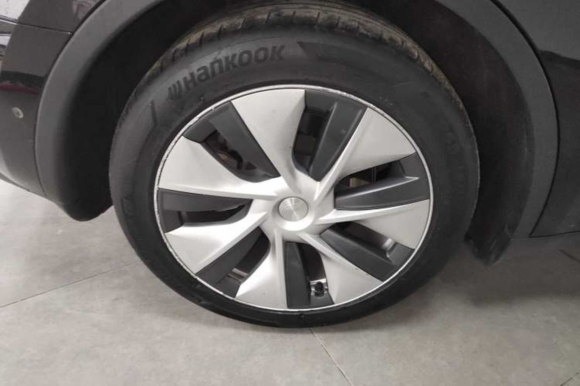 Used Tesla Model Y 2022 Rear-Wheel-Drive Version Exterior 5