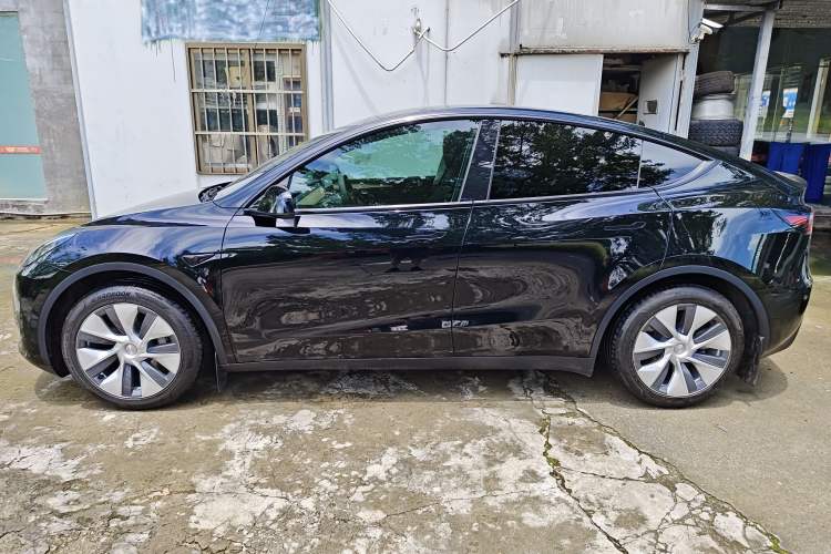 Used Tesla Model Y 2022 Revised Version Rear-Wheel Drive Exterior 5