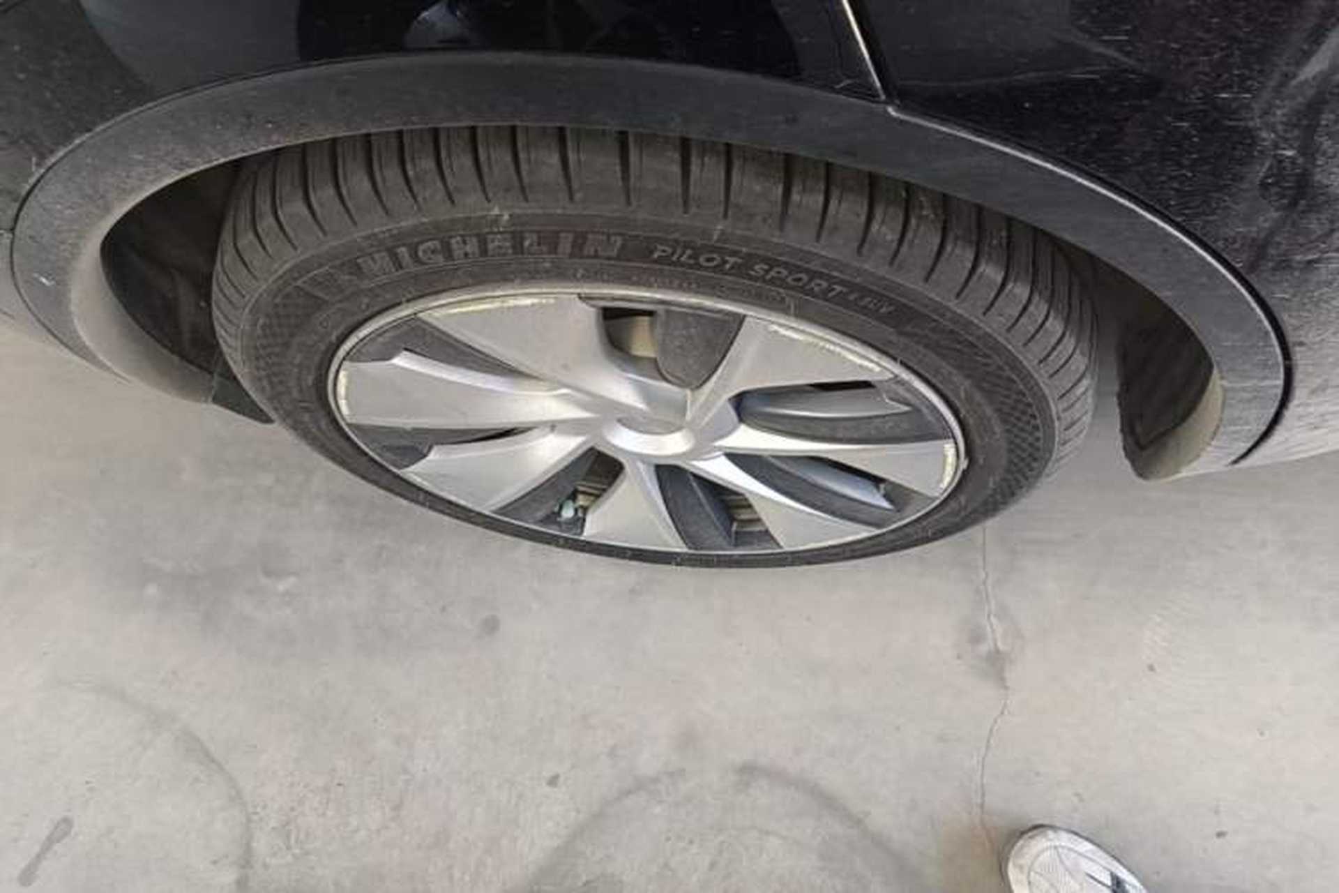 Used Tesla Model Y 2022 Rear-Wheel-Drive Version Exterior 5
