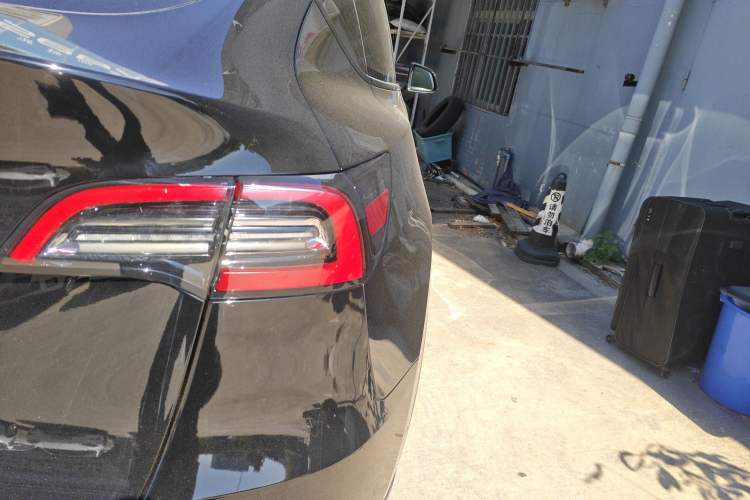Used Tesla Model Y 2022 Rear-Wheel-Drive Version Exterior 6
