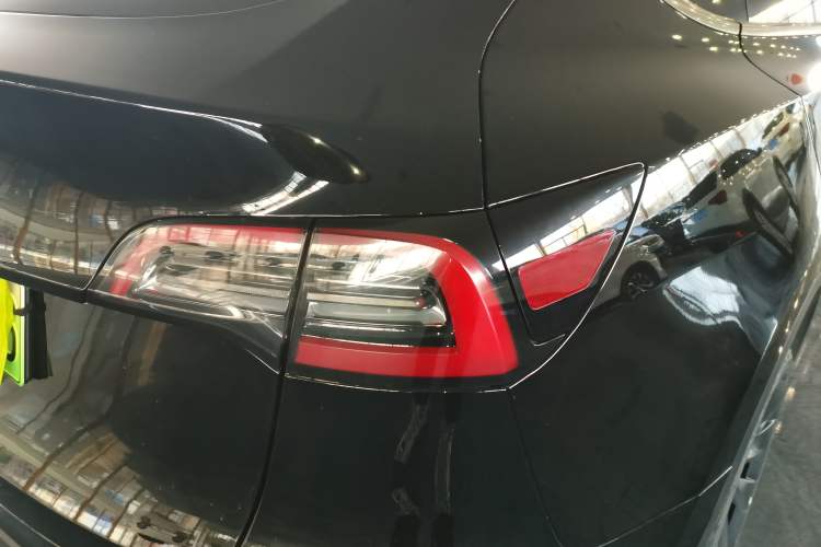 Used Tesla Model Y 2022 Rear-Wheel-Drive Version Exterior 6