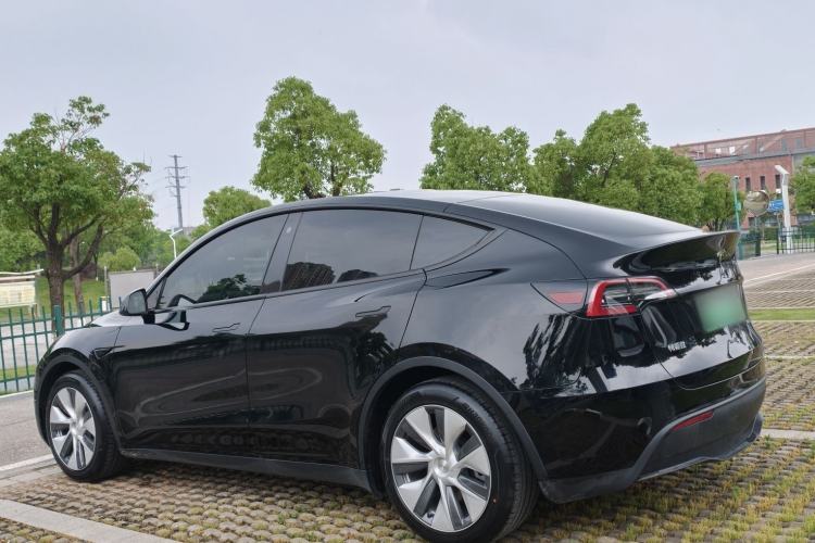 Used Tesla Model Y 2022 Rear-Wheel-Drive Version Exterior 7