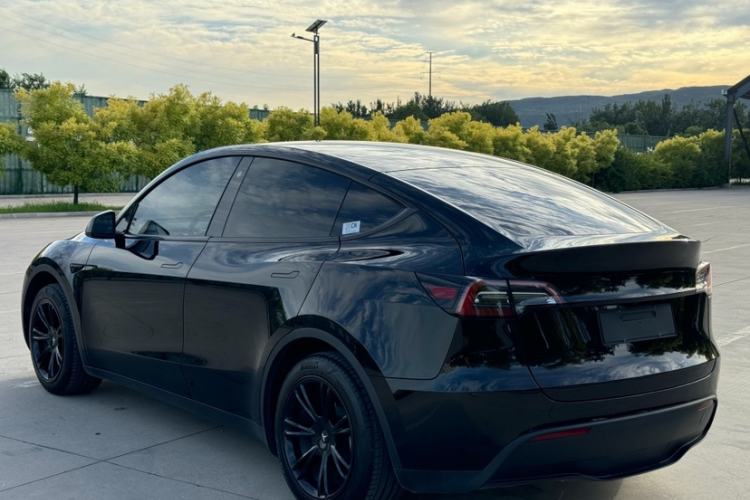 Used Tesla Model Y 2022 Revised Version Rear-Wheel Drive Exterior 7