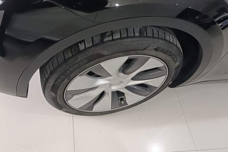 Used Tesla Model Y 2022 Revised Version Rear-Wheel Drive Exterior 7