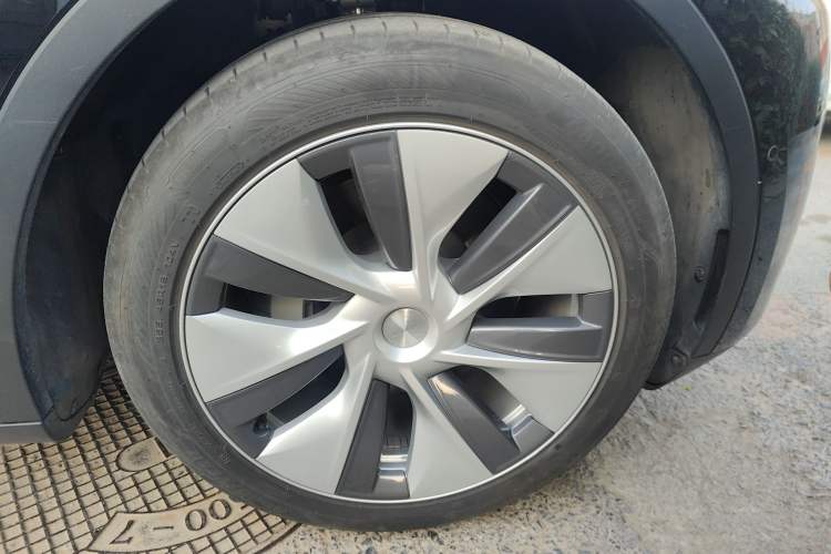 Used Tesla Model Y 2022 Revised Version Rear-Wheel Drive Exterior 7