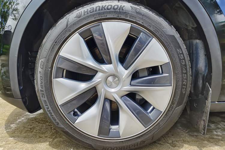 Used Tesla Model Y 2022 Revised Version Rear-Wheel Drive Exterior 7