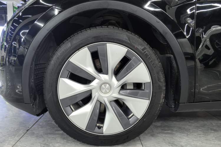 Used Tesla Model Y 2022 Revised Version Rear-Wheel Drive Exterior 7