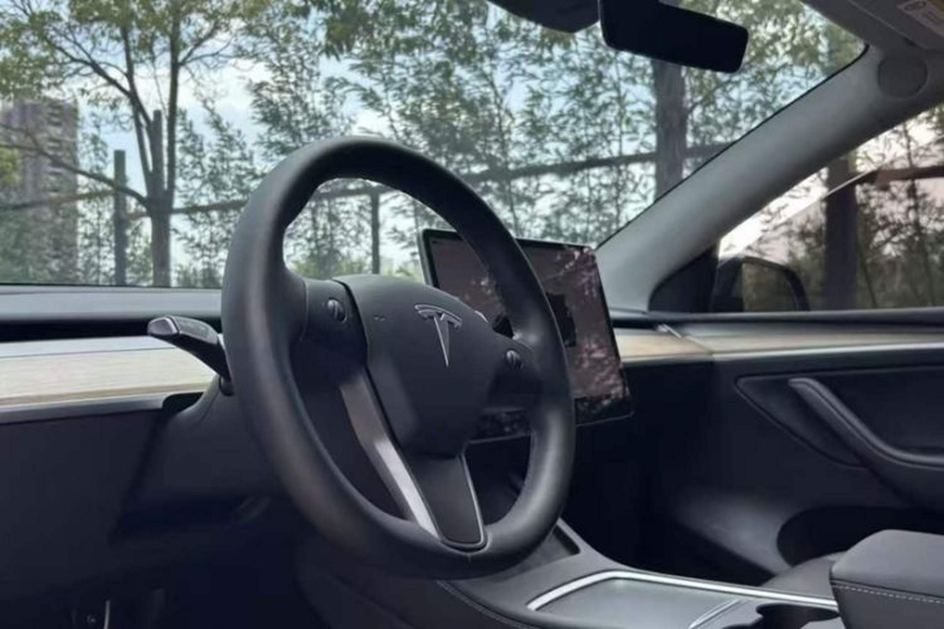Used Tesla Model Y 2022 Long-Range All-Wheel-Drive Version Exterior 7