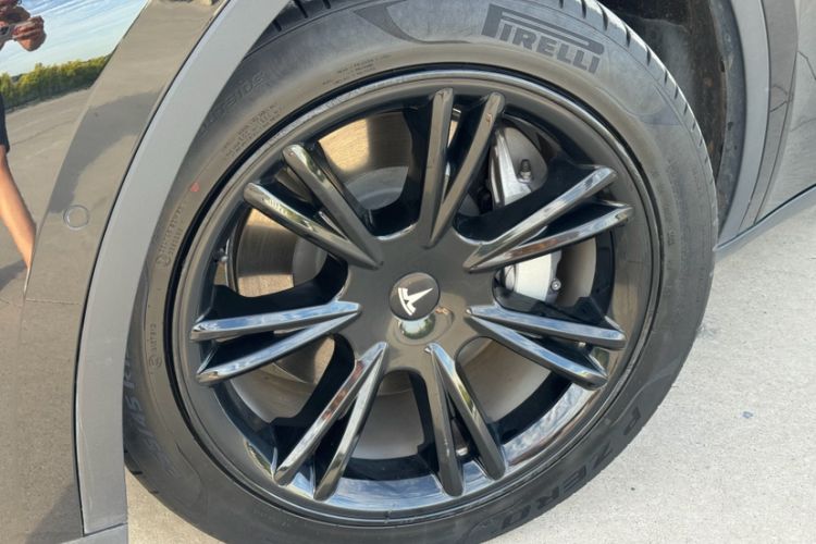 Used Tesla Model Y 2022 Revised Version Rear-Wheel Drive Exterior 8