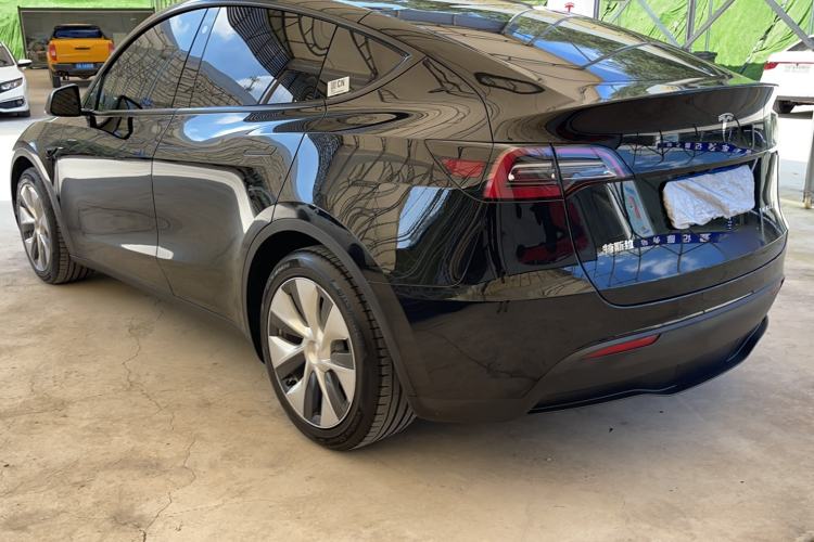 Used Tesla Model Y 2022 Rear-Wheel-Drive Version Exterior 8