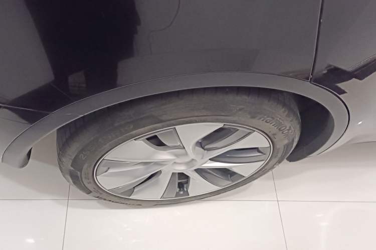 Used Tesla Model Y 2022 Revised Version Rear-Wheel Drive Exterior 8