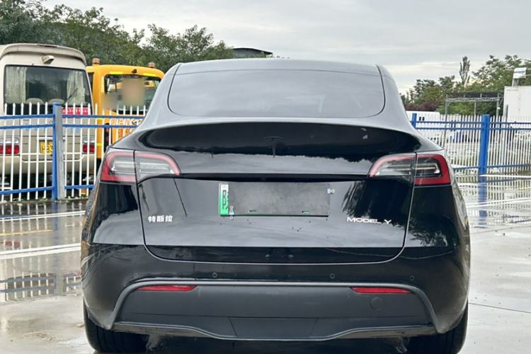 Used Tesla Model Y 2022 Rear-Wheel-Drive Version Exterior 8