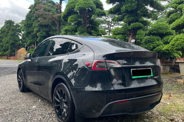 Used Tesla Model Y 2022 Revised Version Rear-Wheel Drive Exterior 9