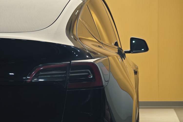 Used Tesla Model Y 2022 Revised Version Rear-Wheel Drive Exterior 9
