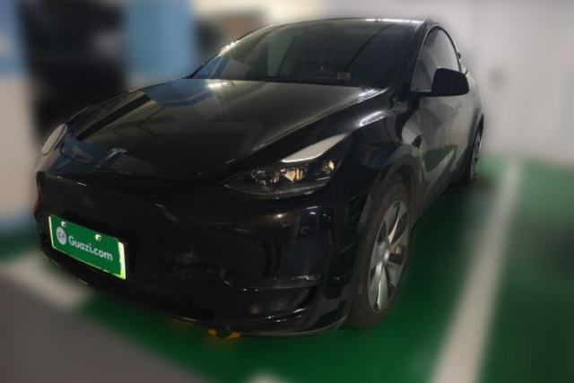 Used Tesla Model Y 2022 Long-Range All-Wheel-Drive Version