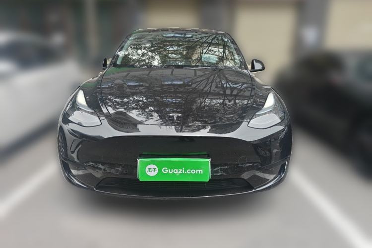 Used Tesla Model Y 2022 Rear-Wheel-Drive Version Front