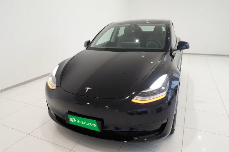 Used Tesla Model Y 2022 Rear-Wheel-Drive Version Front