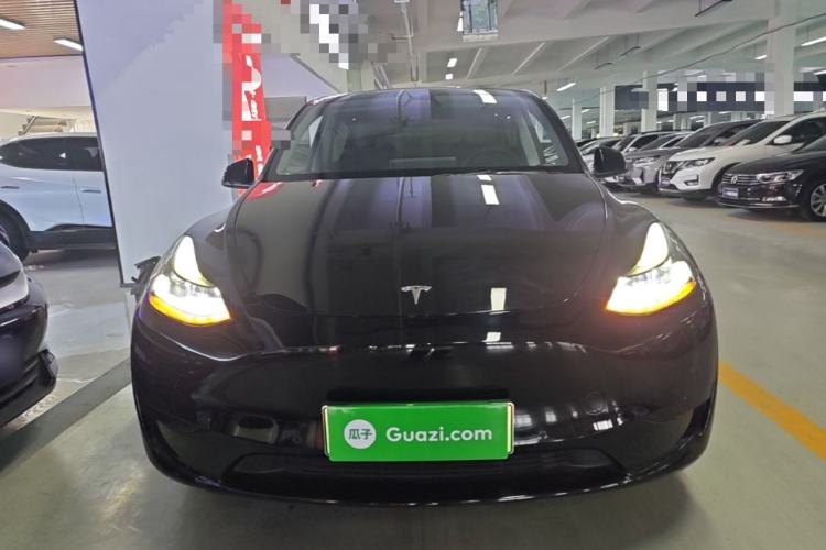 Used Tesla Model Y 2022 Rear-Wheel-Drive Version Front