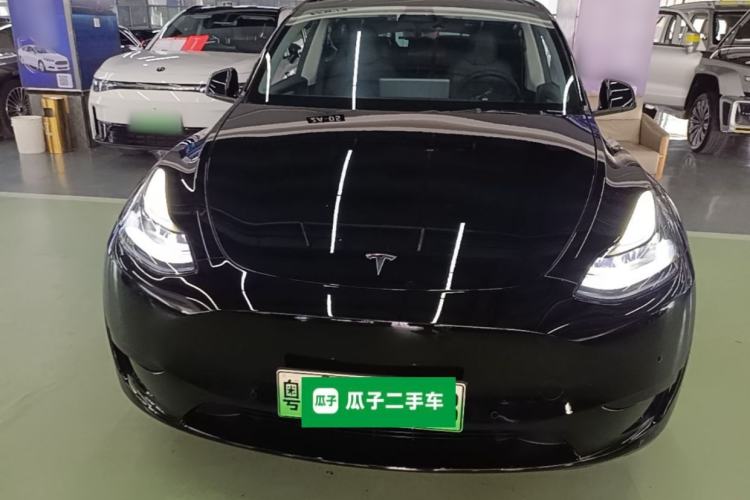 Used Tesla Model Y 2022 Rear-Wheel-Drive Version Front