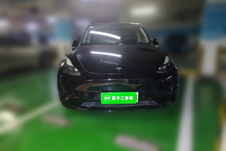 Used Tesla Model Y 2022 Rear-Wheel-Drive Version Front