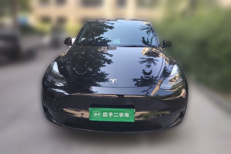 Used Tesla Model Y 2022 Rear-Wheel-Drive Version Front